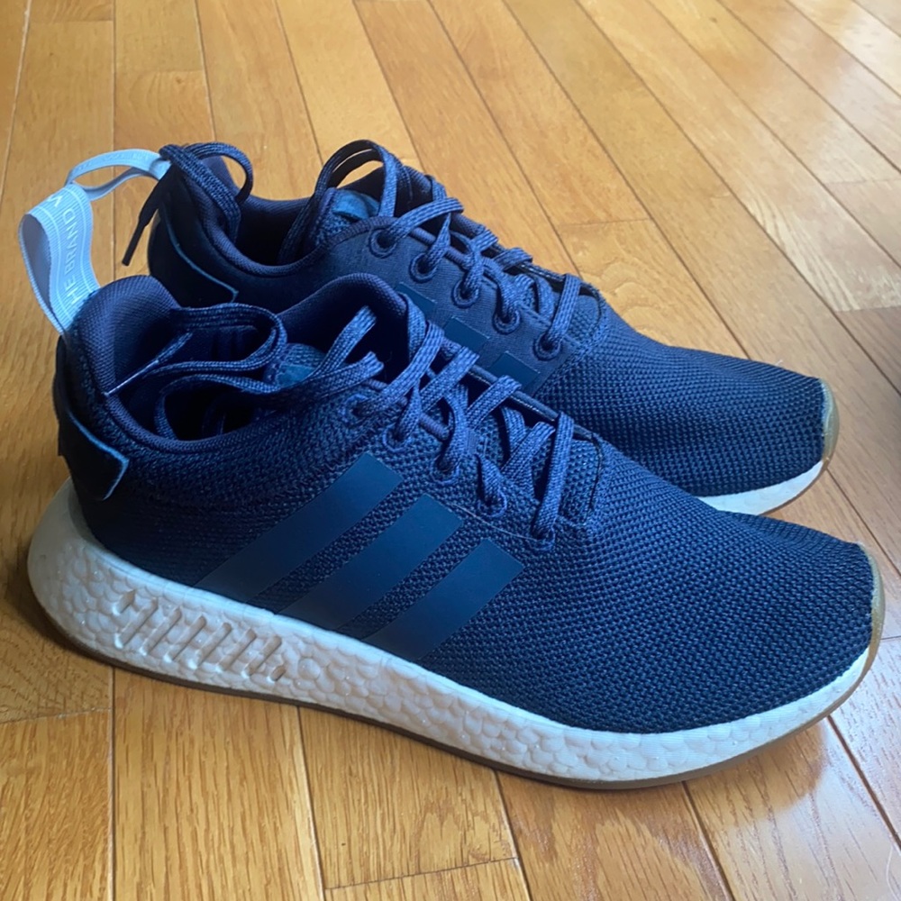 Women’s Adidas NMD R1 Shoes